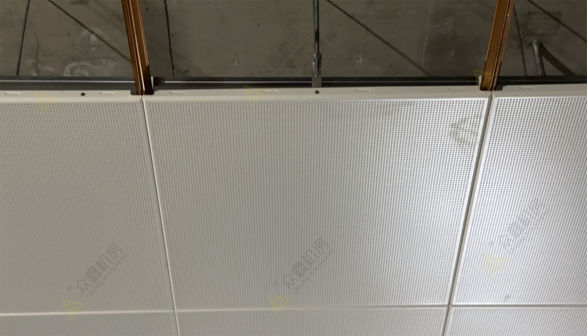 機(jī)房吊頂.jpg 94(.jpg